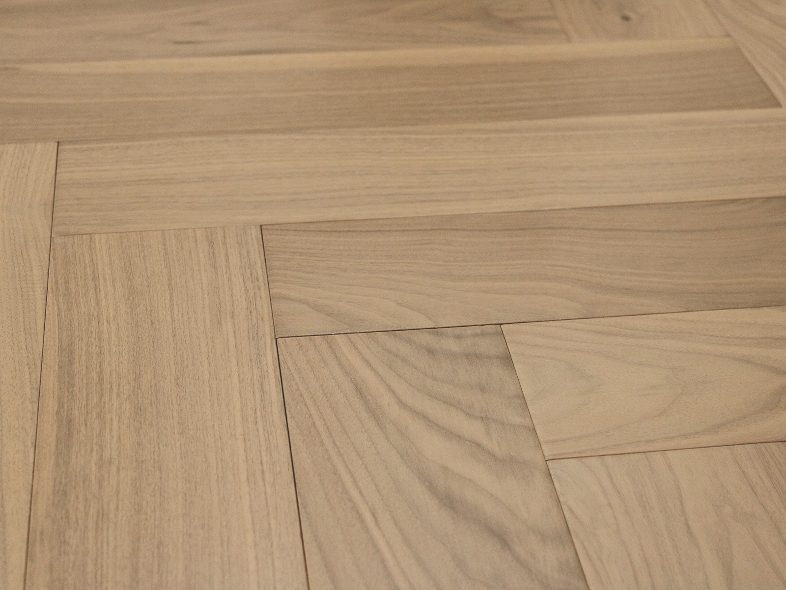 Provence III WALNUT ARCHAIL HERRINGBONE