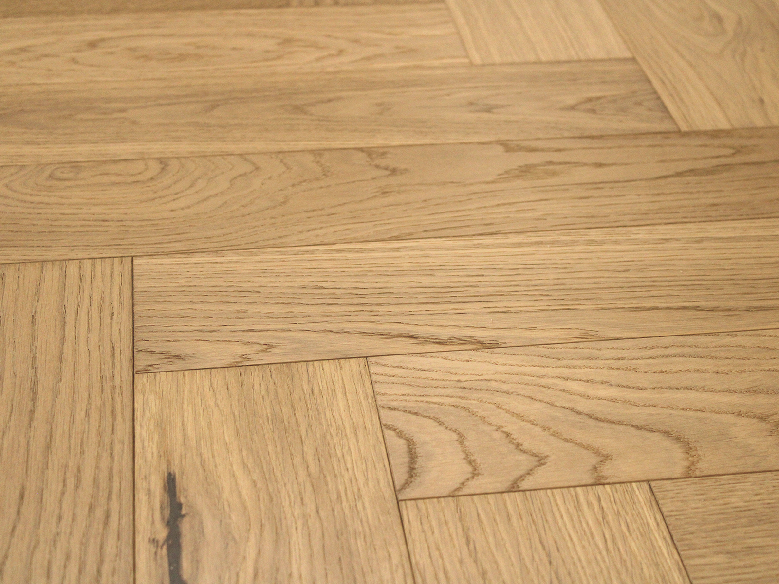 Provence III EUROPEAN OAK LA GARDE HERRINGBONE